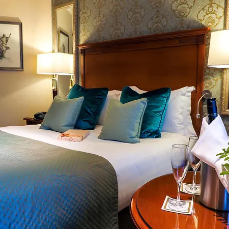 International Hotel