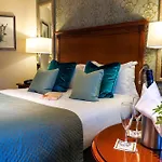 International Hotel
